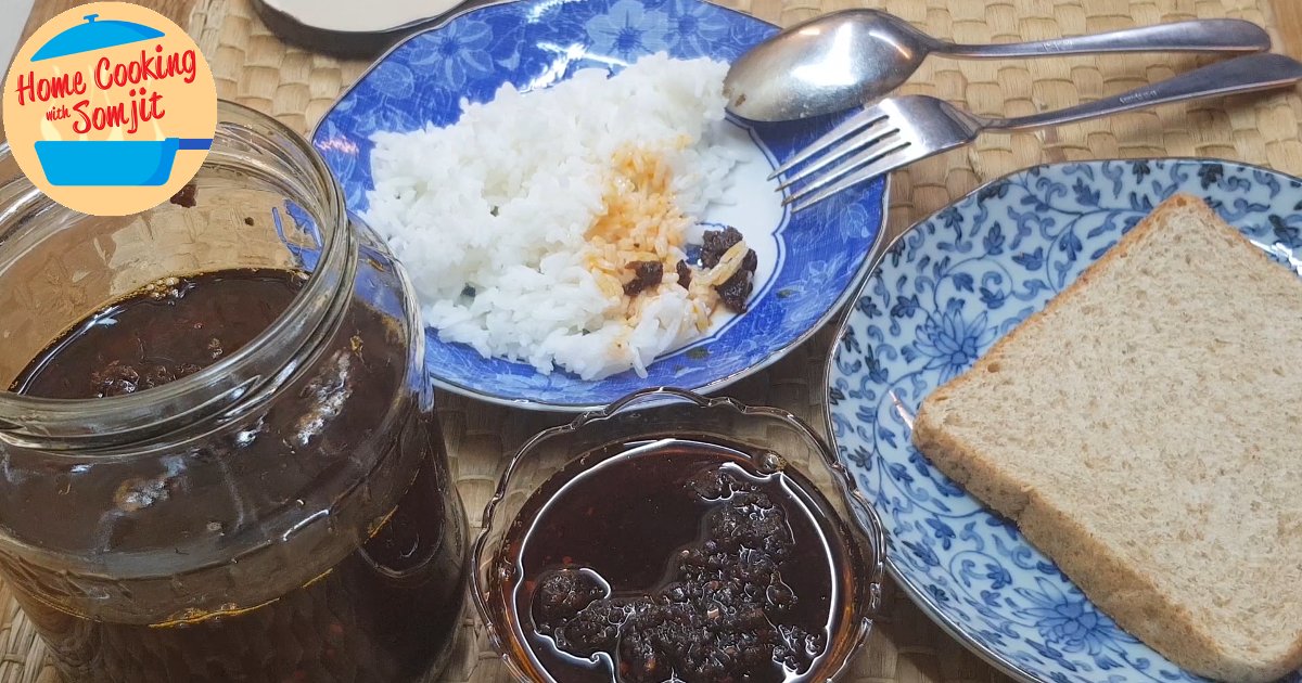 eating thai chilli jam with rice and bread Thai chilli jam with plain white rice and wholemeal toast.